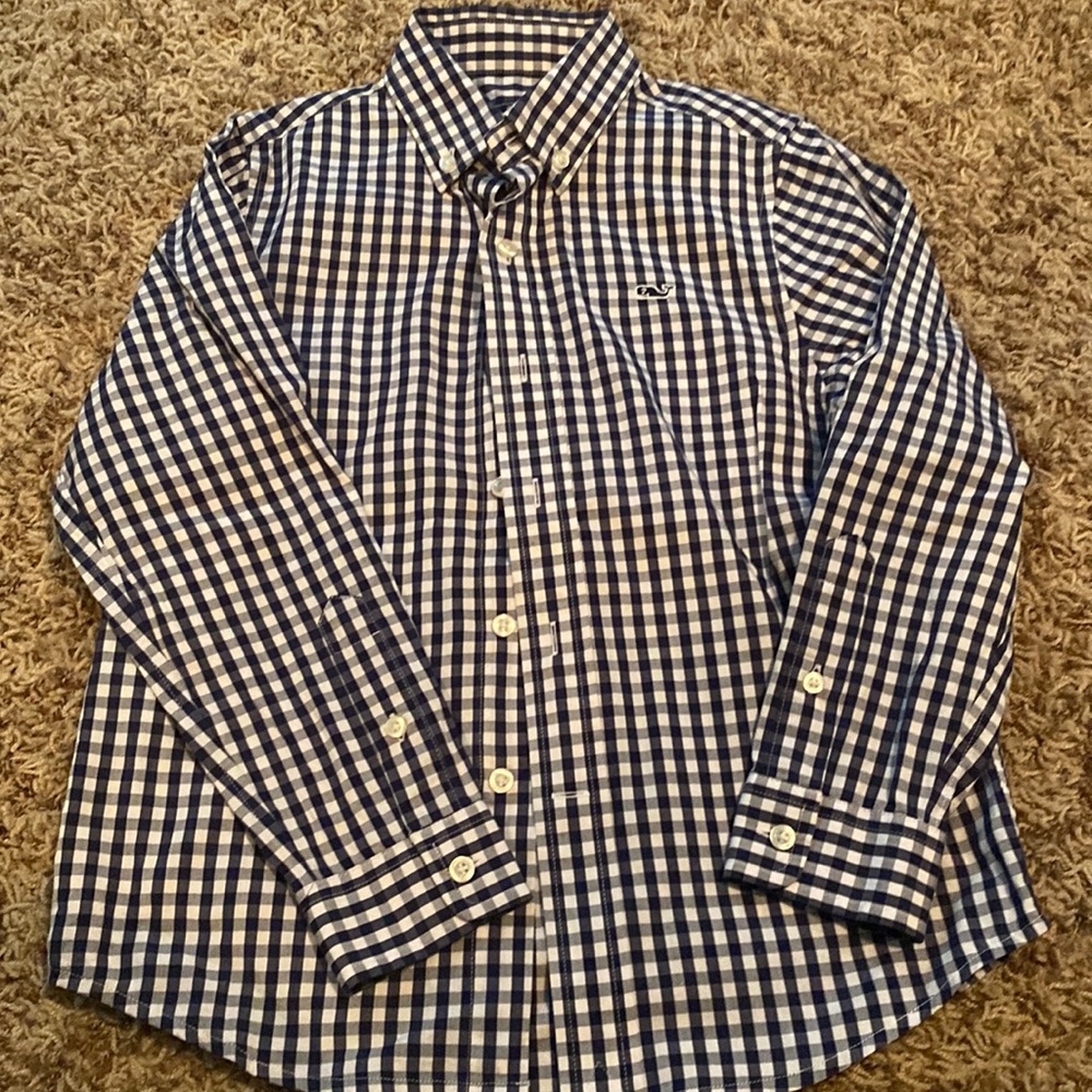 Vineyard Vines button down